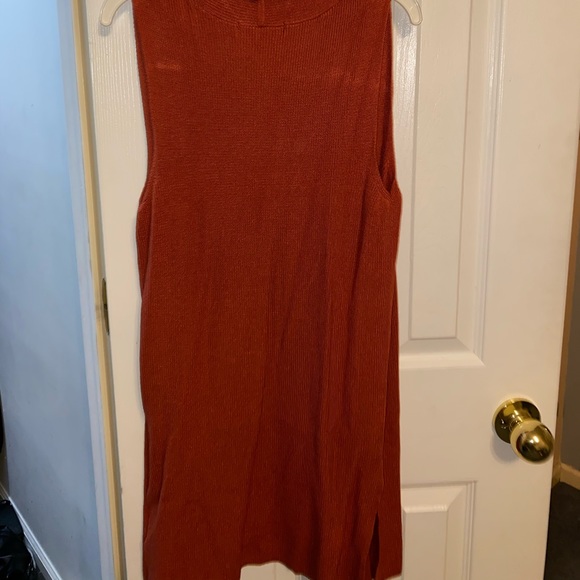 Vest - Picture 3 of 3